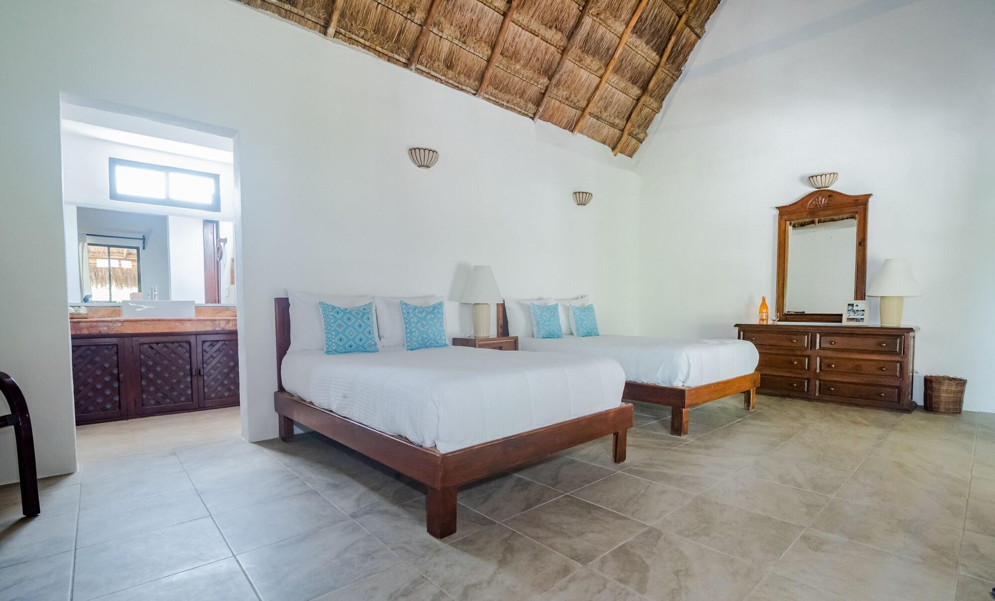 Na Balam Hotel Isla Mujeres Exterior photo