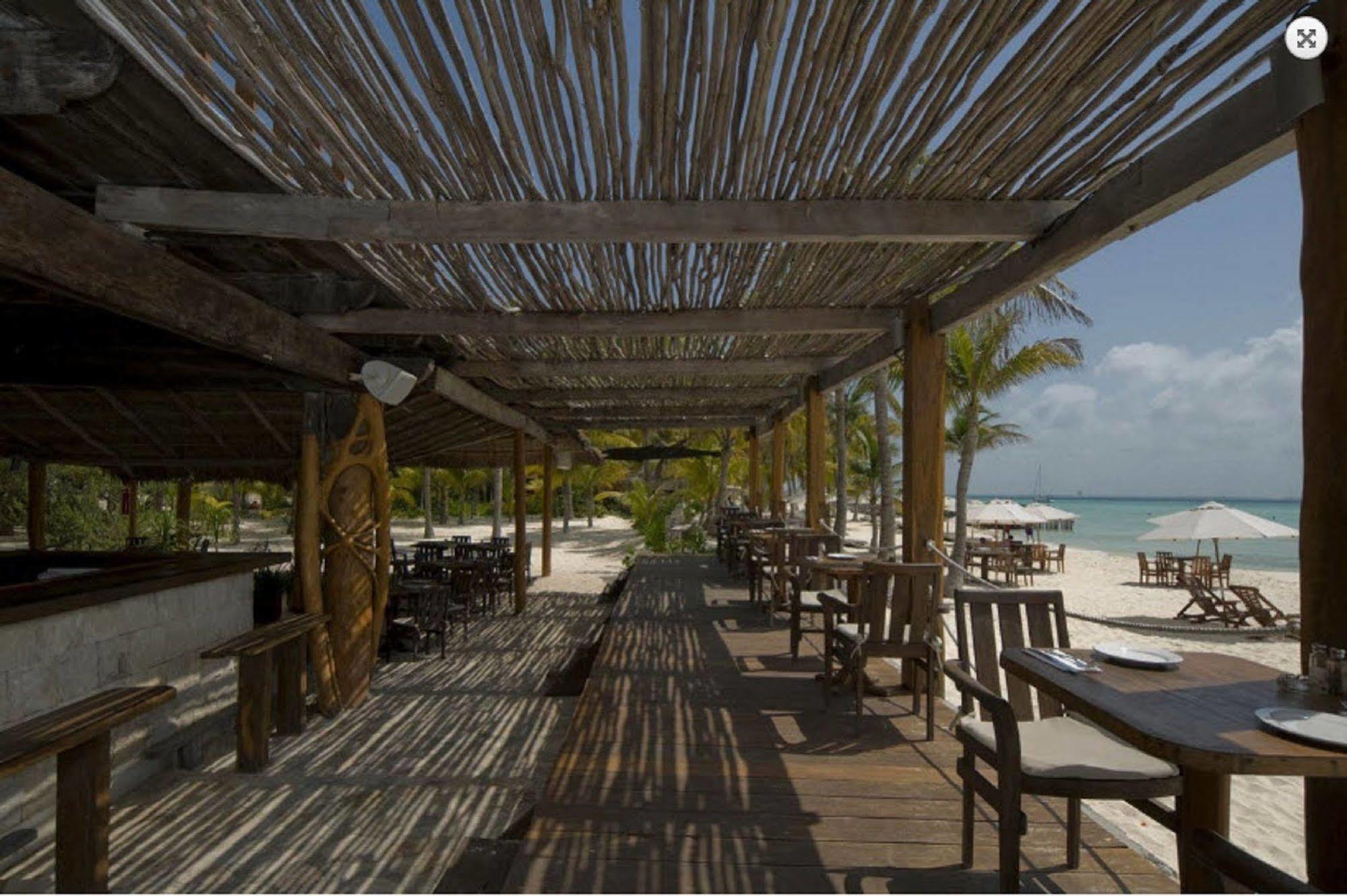Na Balam Hotel Isla Mujeres Restaurant photo